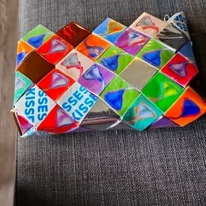 NWOT Homemade in Mexico by a kid. Kisses clutch